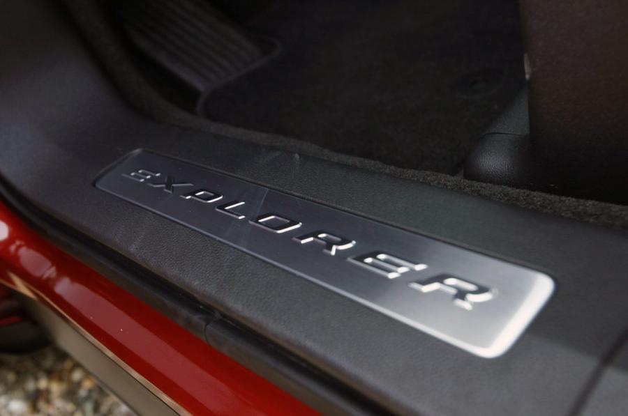  Ford Explorer EcoBoost 2012 года  (фото 10 из 28)